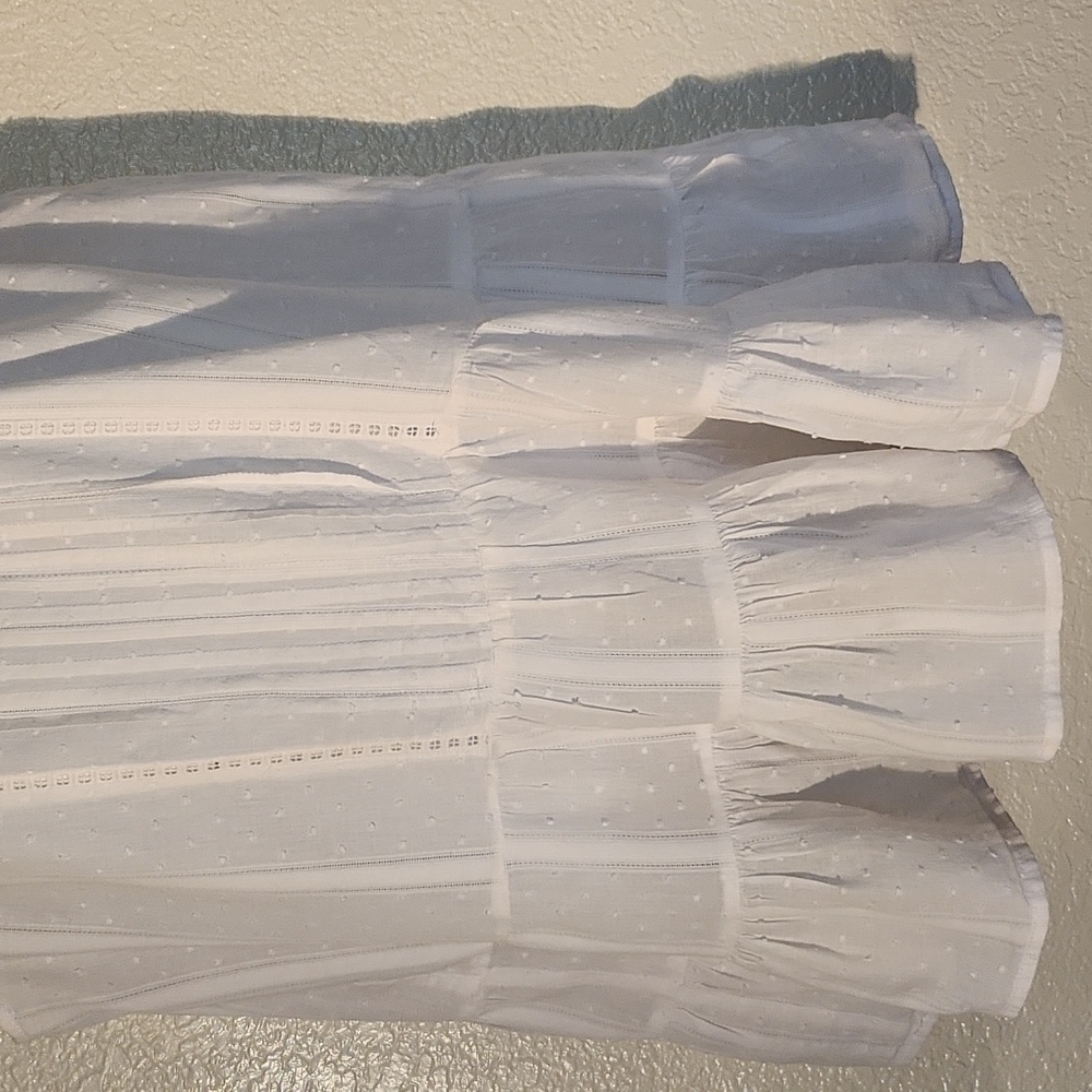 By the River SLEEVELESS BLOUSE SIZE L - Picture 4 of 12